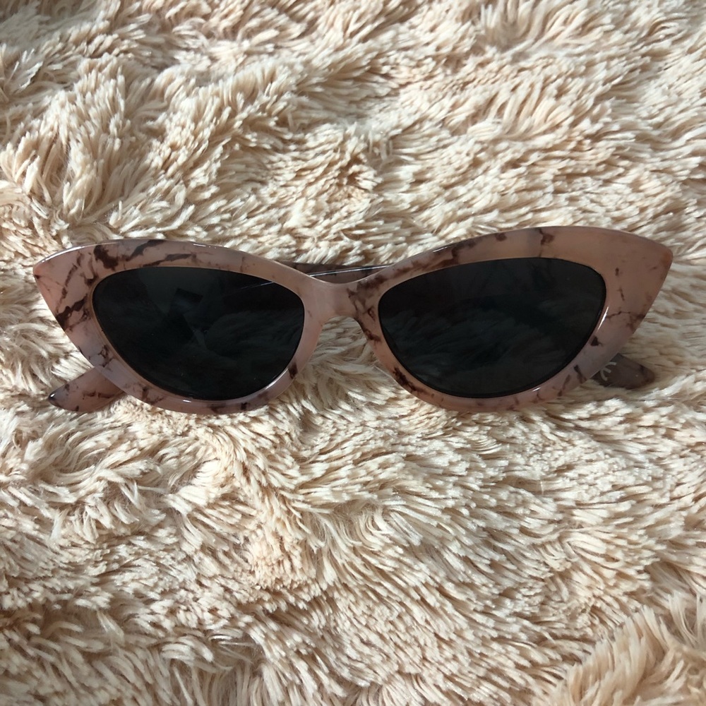 Cateye sunglasses